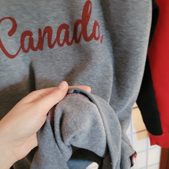 Canada Crewneck Sweater Size L - Picture 7 of 9